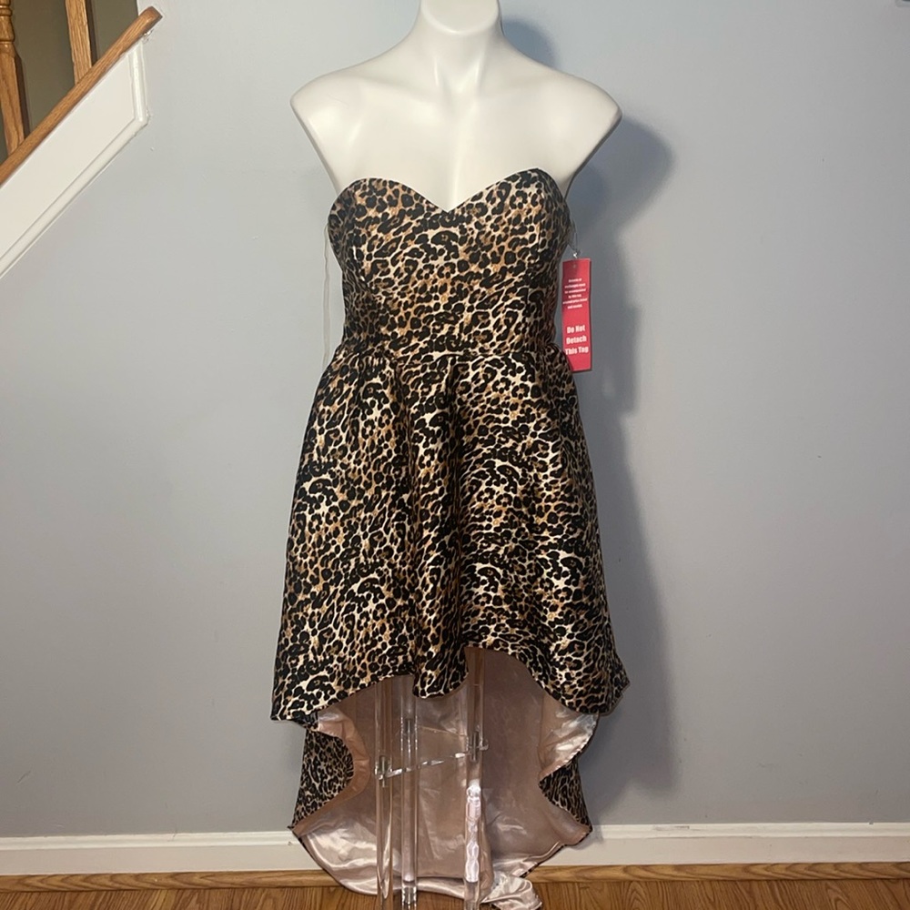 Crystal Doll Juniors Leopard print high low strapless dress. Size 13. NWT
